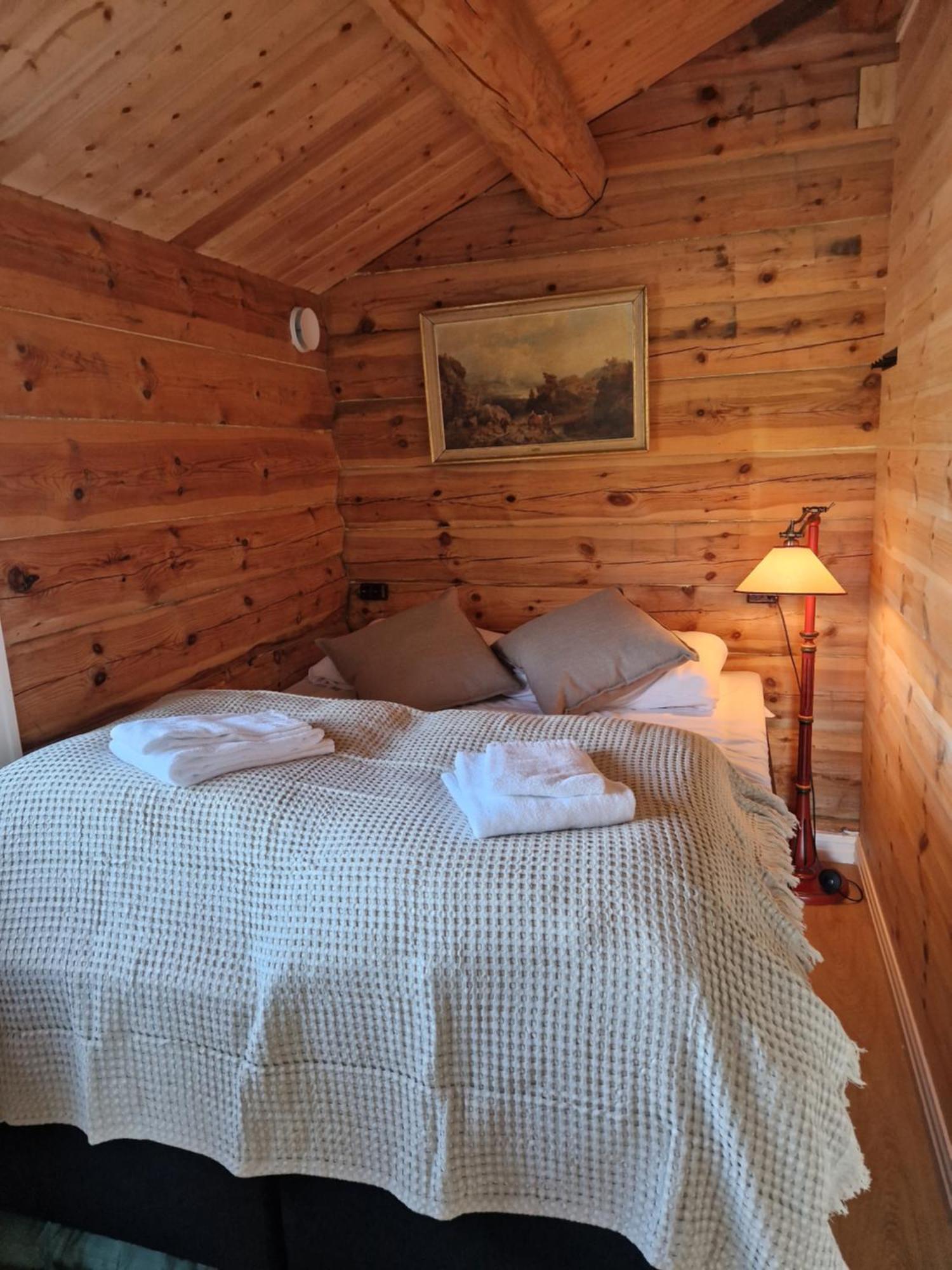 Valsoya Hotell Valsøyfjord Exteriör bild