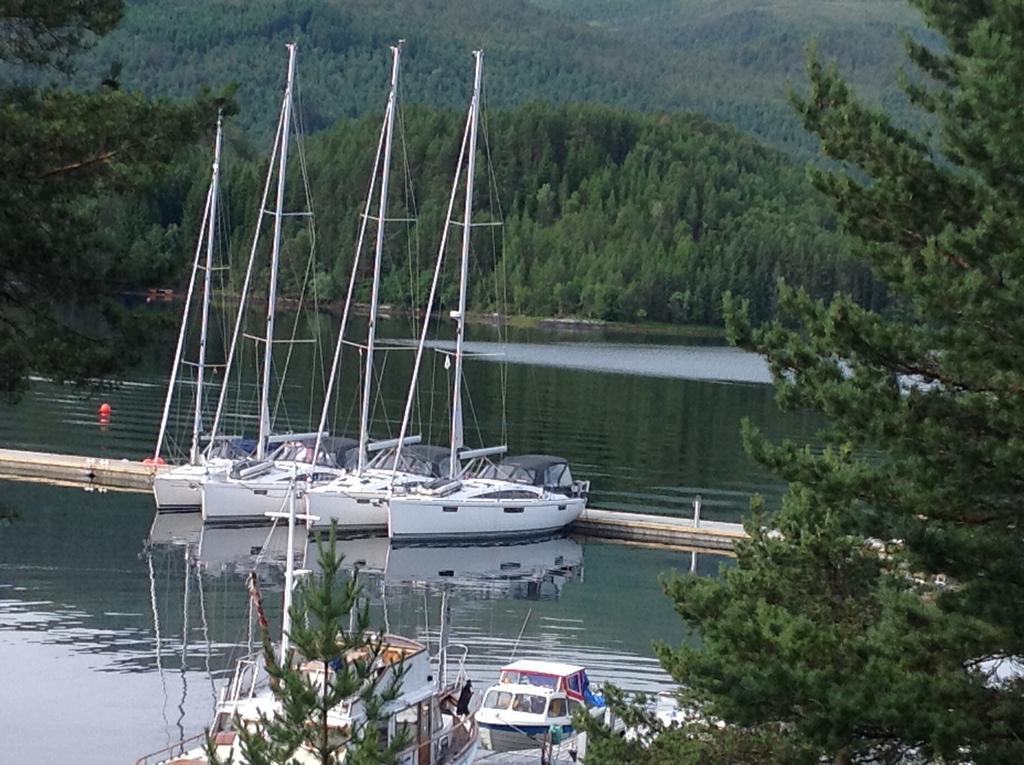 Valsoya Hotell Valsøyfjord Exteriör bild