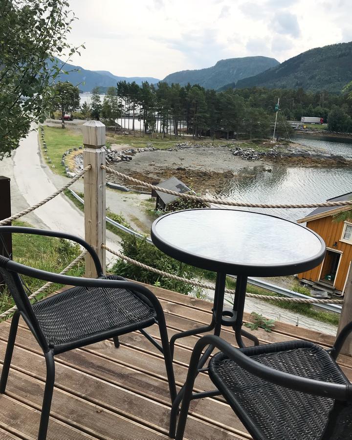 Valsoya Hotell Valsøyfjord Exteriör bild