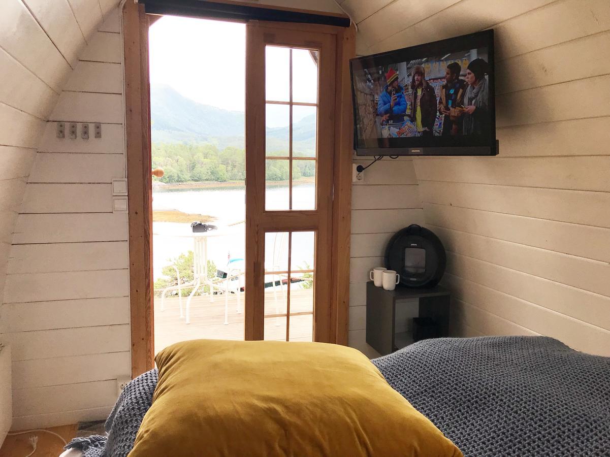 Valsoya Hotell Valsøyfjord Exteriör bild